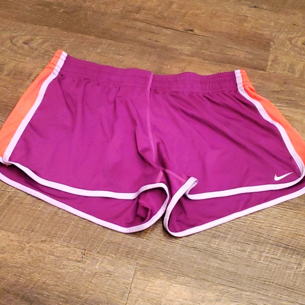 🌞 3/$15 Nike athletic shorts